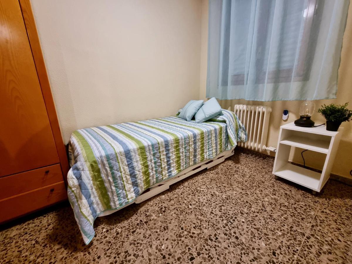 Apartamento Montse Zaragoza Ngoại thất bức ảnh